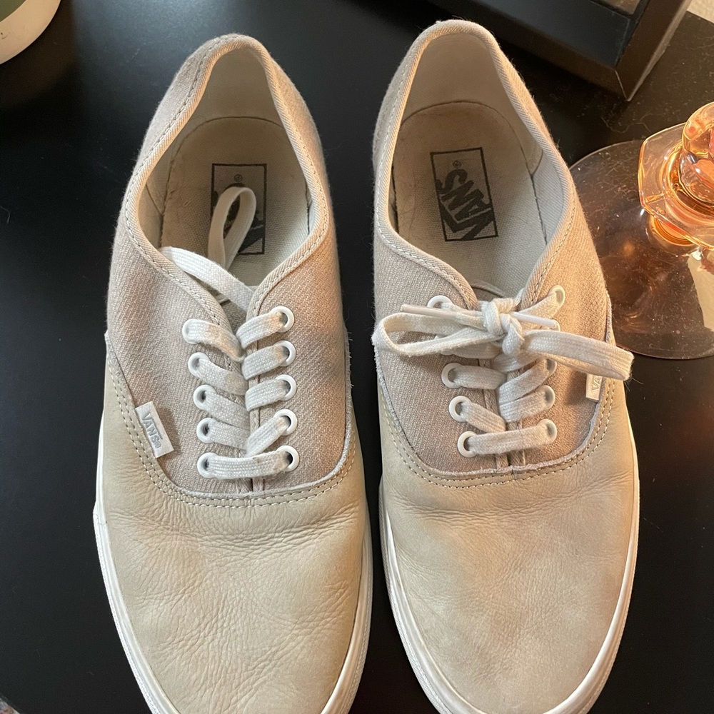 Vans tan leather canvas men’s size 9.5 women’s 11 - Picture 5 of 5